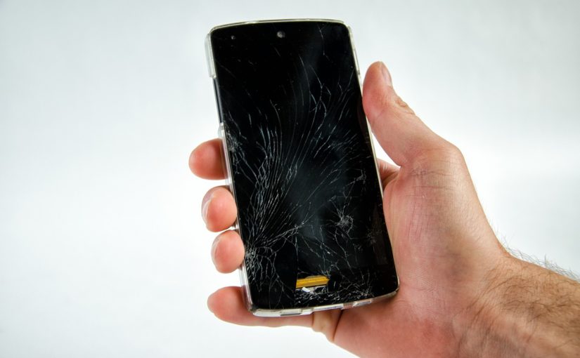 cracked smartphone screen